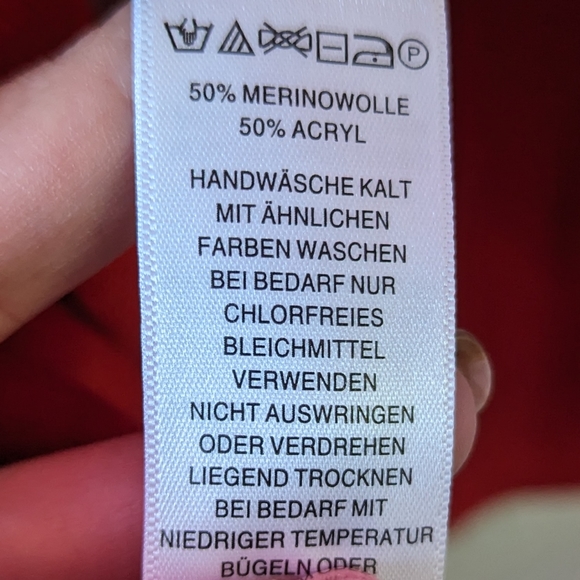 Christian Siriano XL Red Cardigan - Picture 3 of 6